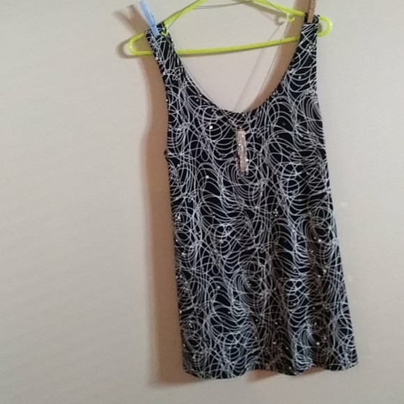 Top - Picture 7 of 8